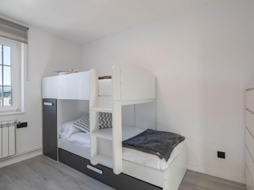 Bunk bedroom